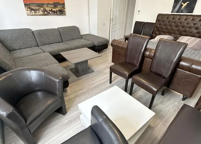 Comfortable Close To Fac Platz